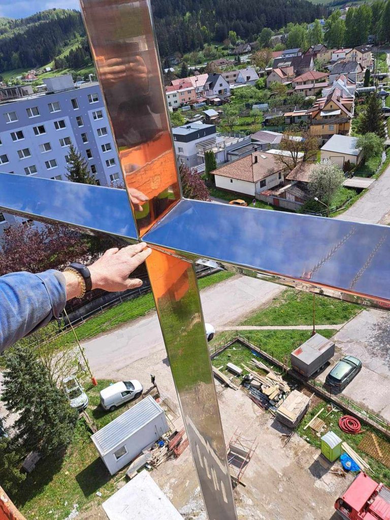 63ded69d-2e58-4d3a-9380-808359161e3e