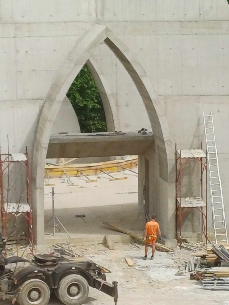 94d16c46-7991-4357-9218-4b6a926e6409